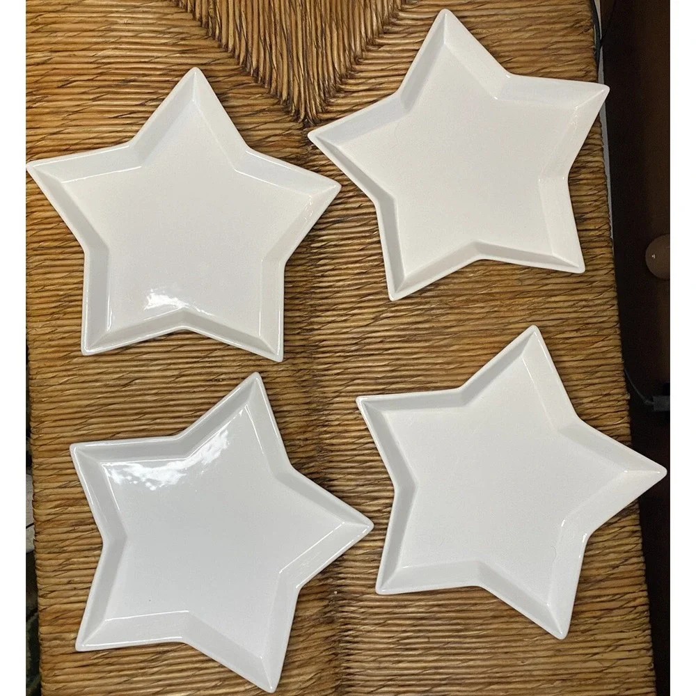 Mancer of Italy Set Of Four White Star Plates